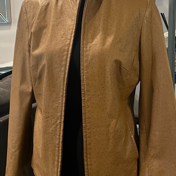 Stunning GENUINE LEATHER (ostrich) EXPRESS SIZE 9/10 VERSATILE JACKET - Picture 5 of 15